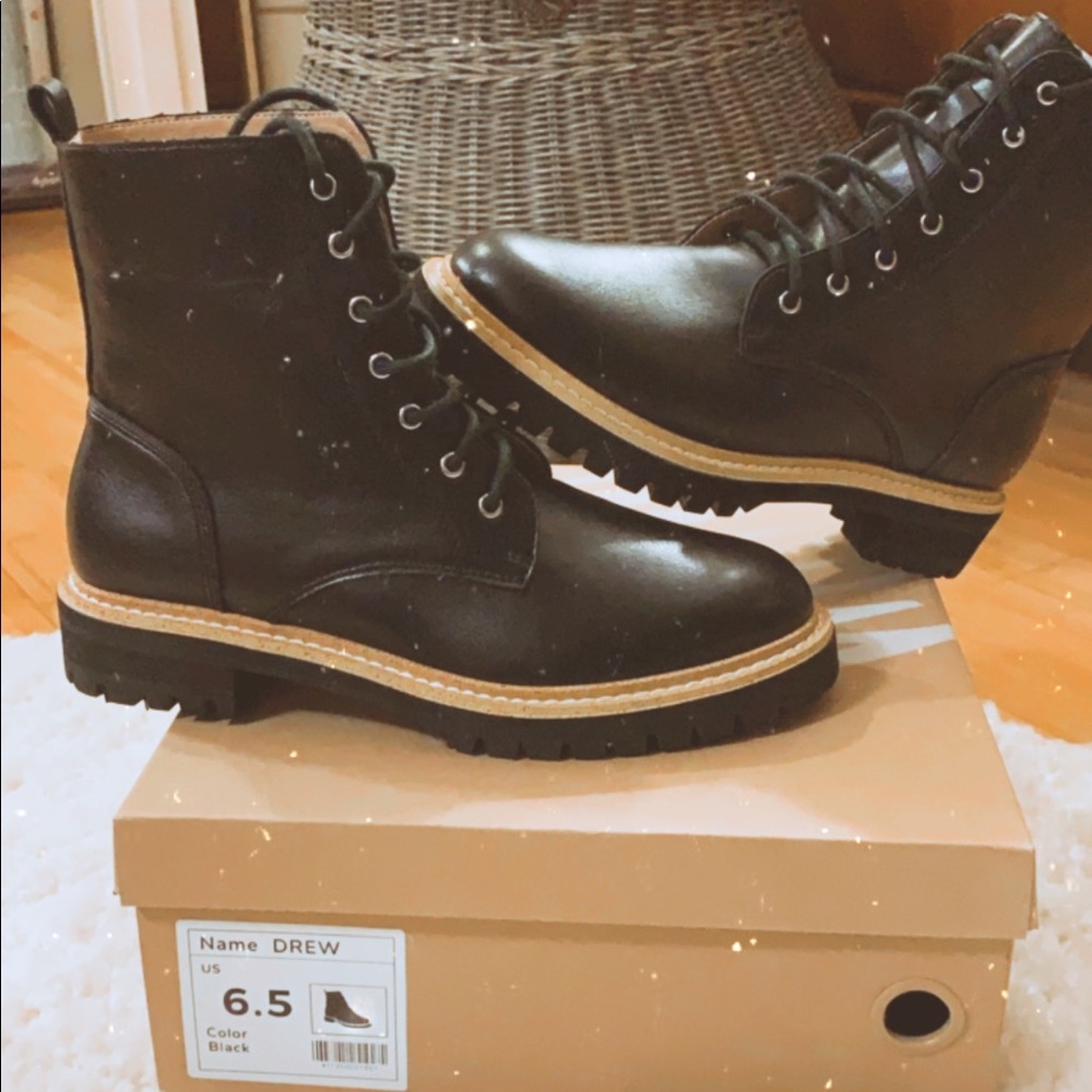 Black combat boot